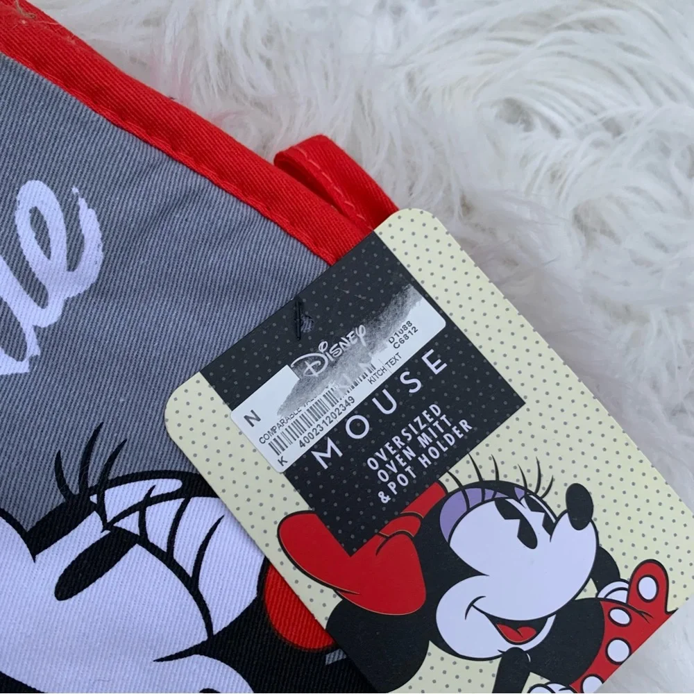 Minnie Mouse Potholder Set